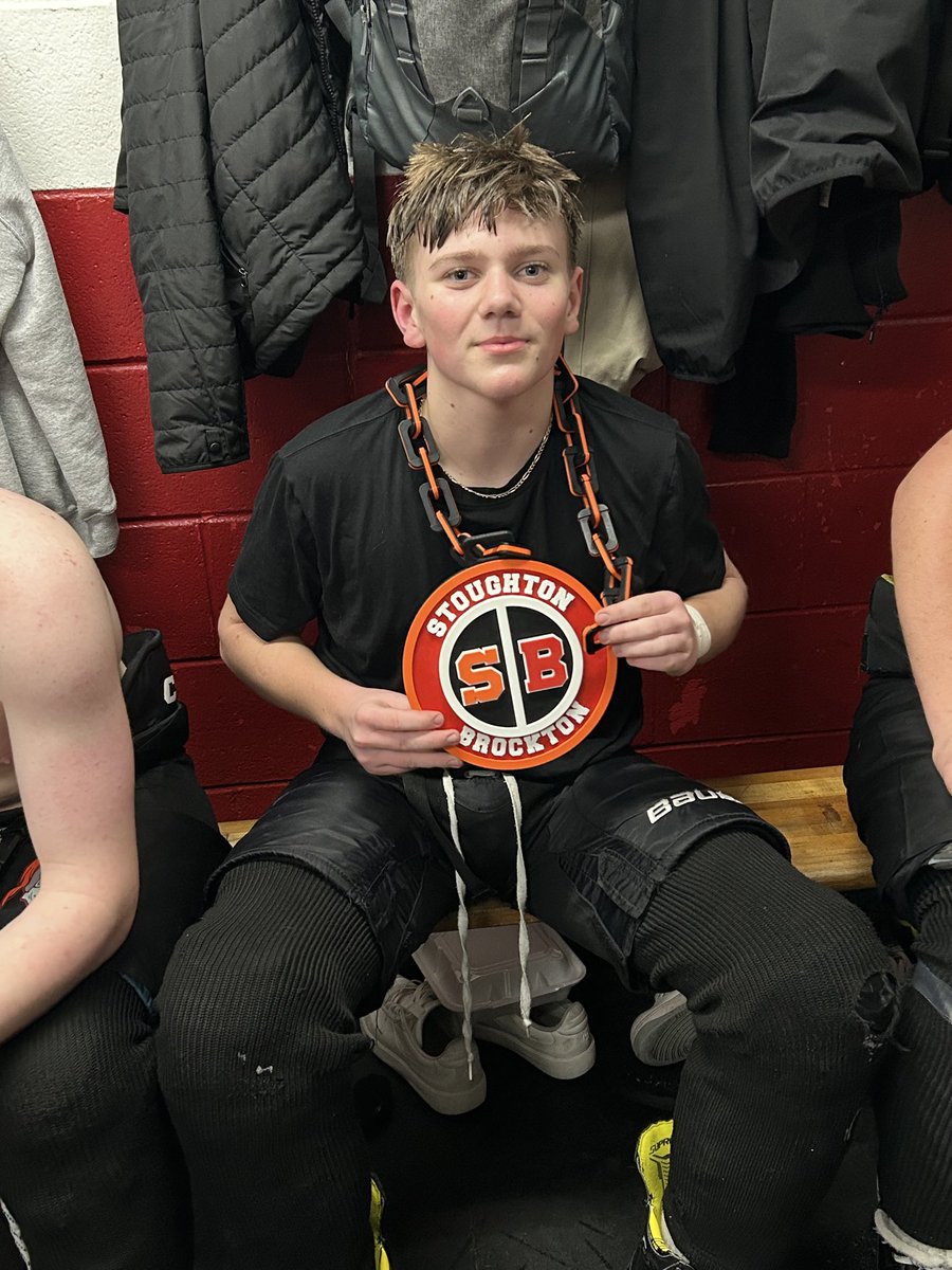 CoachMarkSHS's tweet photo. SB 4- East/West Bridgewater  2. Jake McSweeney scored 2 goals Gavin Summers, and Will Corvino. Jacob Michals was solid in goal.

Player of the game: Palmer Mofford https://t.co/MTLLi08bEV