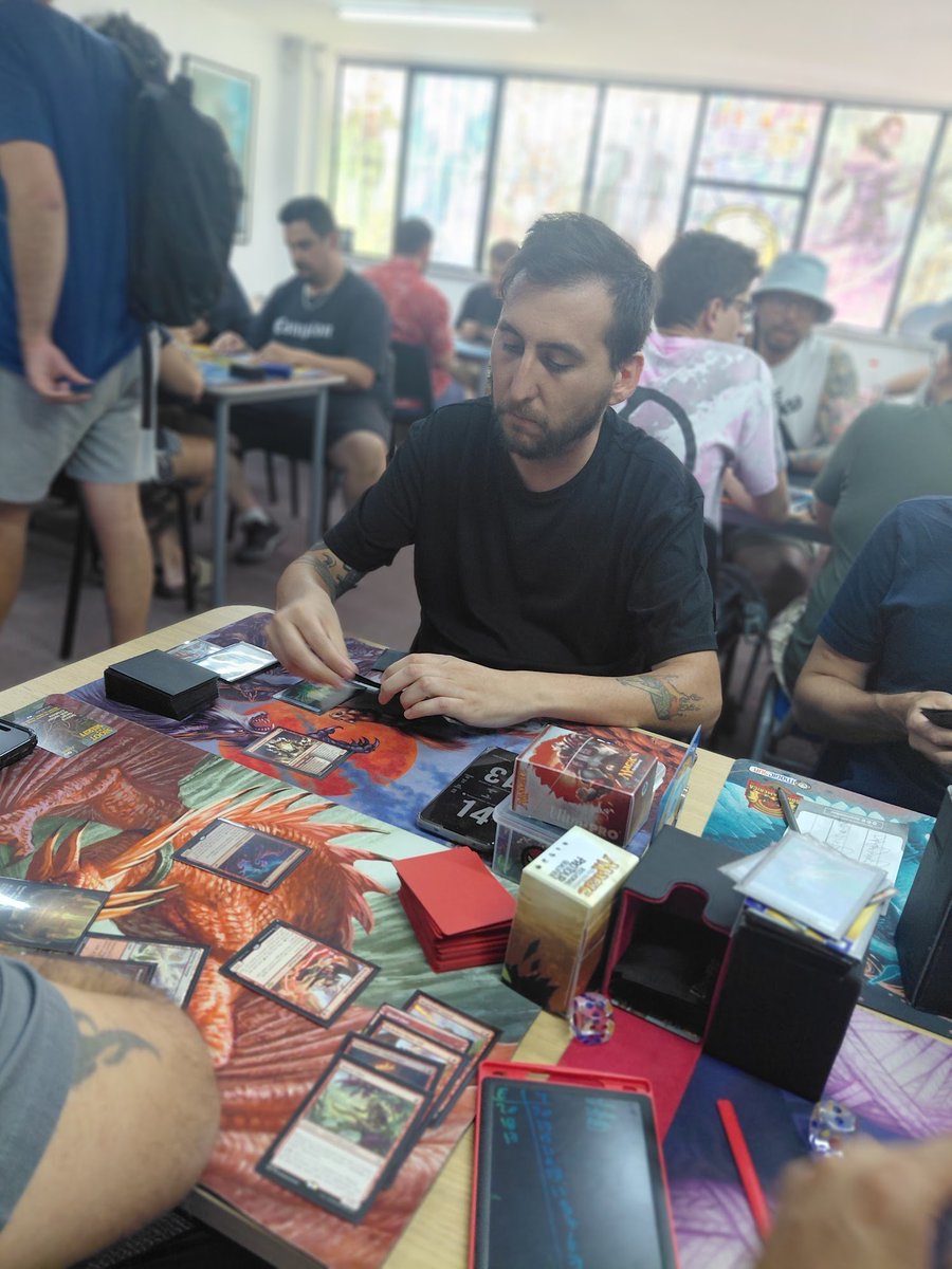 MagicsurChile's tweet photo. El Magic de Suramérica se dio cita en Magicsur Chile #MagicTheGathering #mtglatam #mtgsarc #MagicsurChile https://t.co/VmcN8Iq0Qe