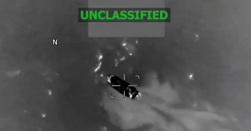 🇺🇸‼️ | ÚLTIMA HORA — Bajo la dirección del comandante del SOUTHCOM, General Francis L. Donovan, la Fuerza de Tarea Conjunta Southern Spear ejecutó un ataque cinético letal contra una embarcación operada por Organizaciones Terroristas Designadas que transitaba por rutas conocidas