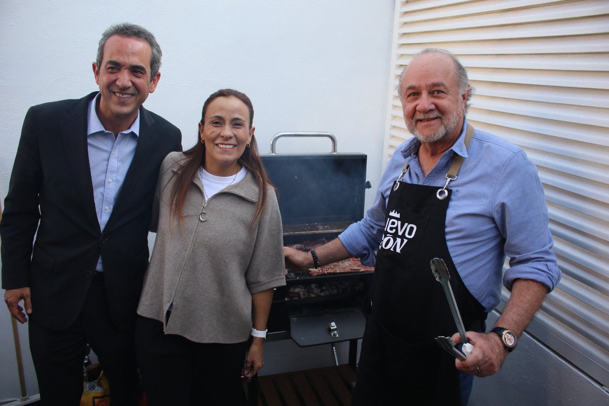 La Asociación Mexicana de Oficinas de Asuntos Internacionales de los Estados (AMAIE) realizó un encuentro con autoridades de la Secretaría de Relaciones Exteriores (<a href="/SRE_mx/">Relaciones Exteriores</a>), así como con representantes y funcionarios de diversas entidades de la República Mexicana.

El Estado de