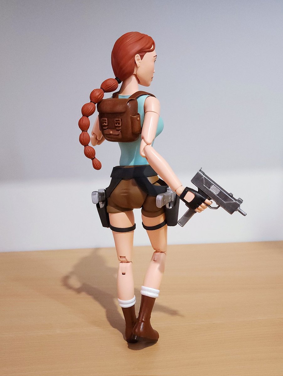 Christina Cruz - CC tweet media