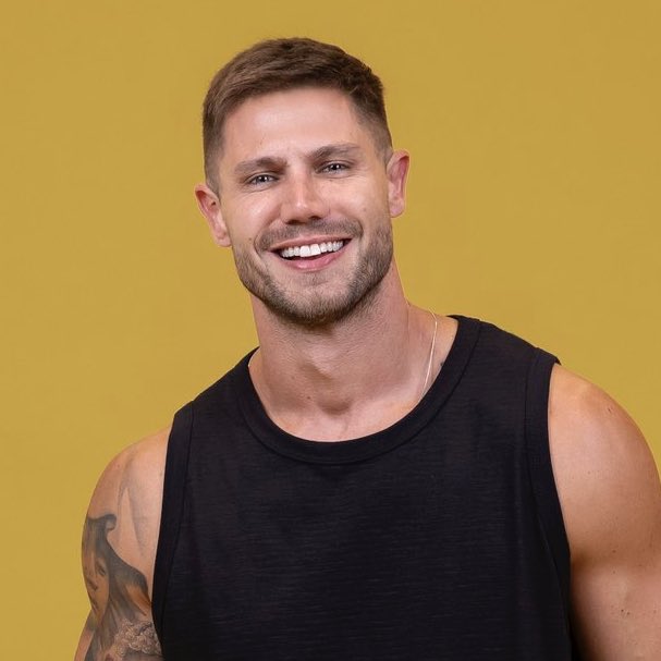 tracklist's tweet photo. JONAS SULZBACH NO #BBB26: 

– 2x seguidas vencendo o Anjo
– 1 bate e volta
– 2x seguidas vencendo o Líder https://t.co/UGOkI79CTe
