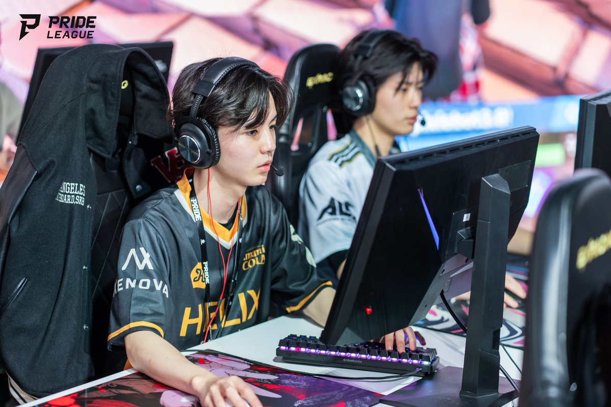 【PRIDE OFF-LINE EVENT】
現地プレイ選手にインタビュー🎙️
HELIX ばぶっち選手(<a href="/Super_BAB_88/">HELIX ばぶっち</a> )

Q.現地プレイの良いところは？
A.ファンの方々との交流ができたり実際に歓声が聞こえるところです！

Q.逆に難しいと感じたところは？