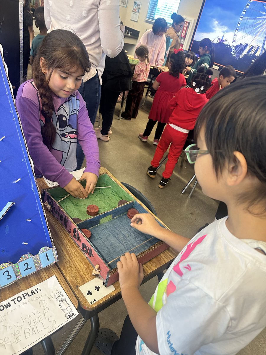 GoBearsBAES's tweet photo. Proud of our Bears for thinking big &amp; making learning fun! Students designed and built their own arcade games using cardboard boxes as part of our annual STEM activity. #BelAirBears @MtDiabloUSD 💛💙🐻 https://t.co/uggDH0Uysu
