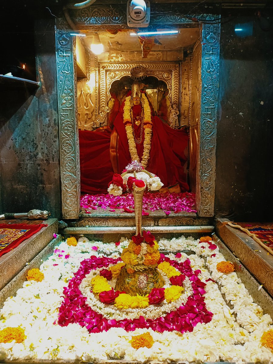 12Jyotirling's tweet photo. श्री ॐकारेश्वर ज्योतिर्लिंग मंगला आरती श्रृंगार | 14.02.2026

Shri Omkareshwar Jyotirlinga Mangala Aarti Shringar | 14.02.2026 https://t.co/3FGfW9XBmi