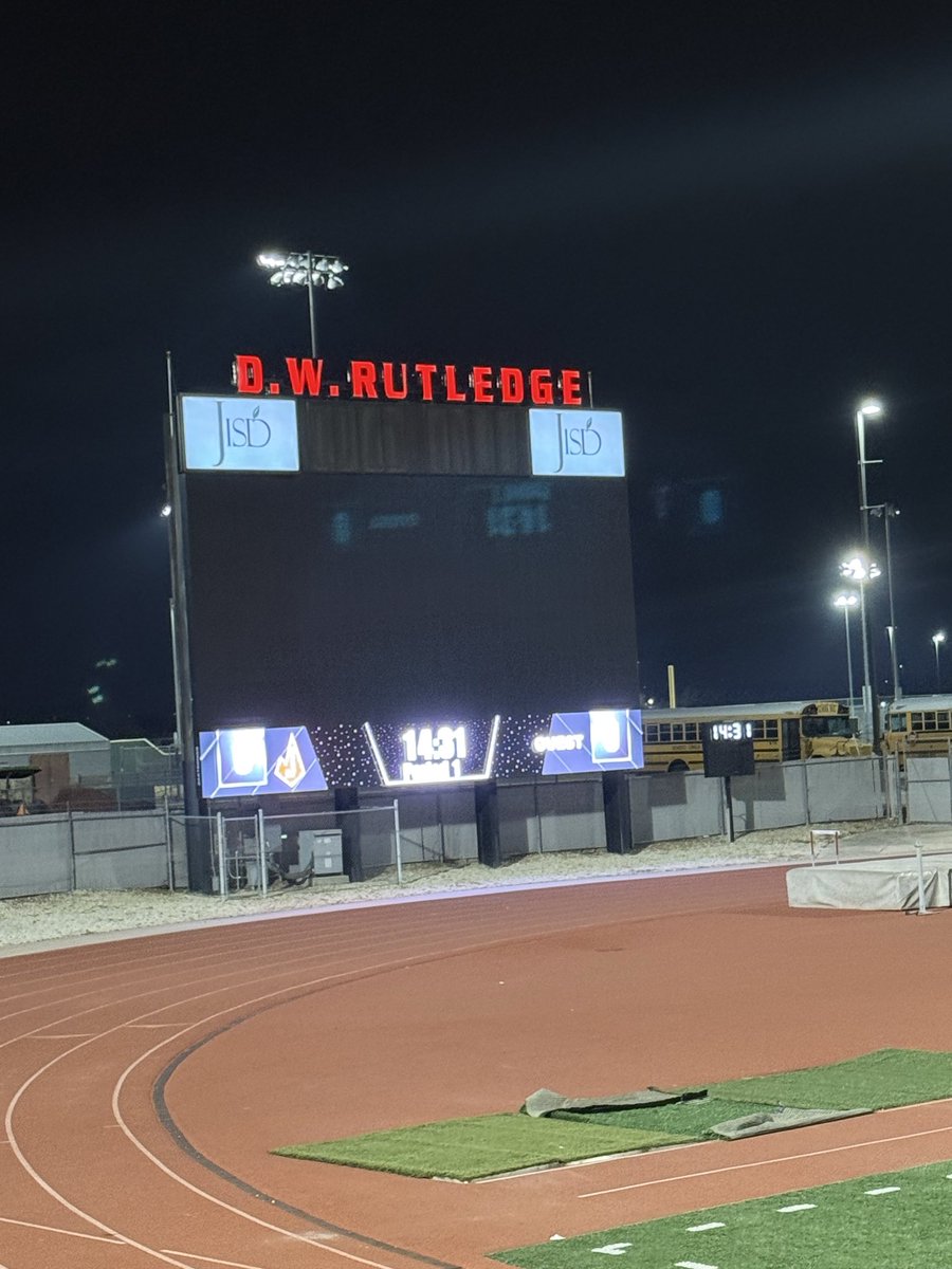 silverceledon's tweet photo. We are live at Rutledge Stadium! 30m into the 1st half - we got ourselves a battle. 
Go Rockets! https://t.co/3dOZRPpBXN