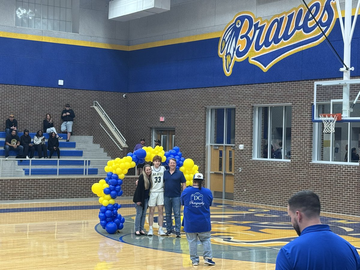 Adam Arteaga tweet media