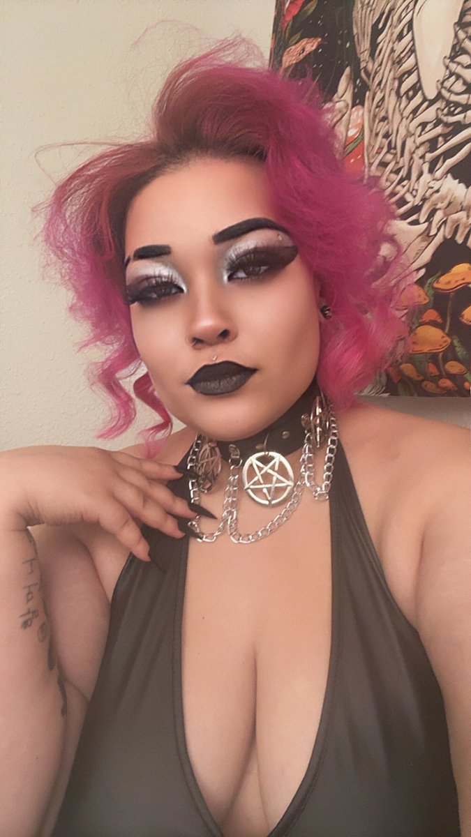 🕸️ God Raven Birthday 4/30🕸️ tweet media