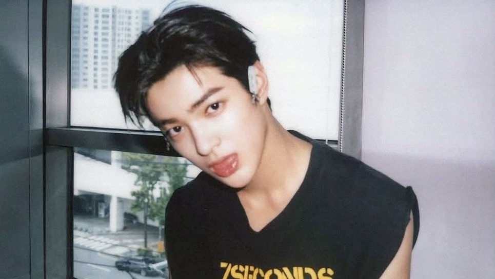 happy birthday, my favorite keonho. seventeen looks dangerous on you. stay wild, stay winning !