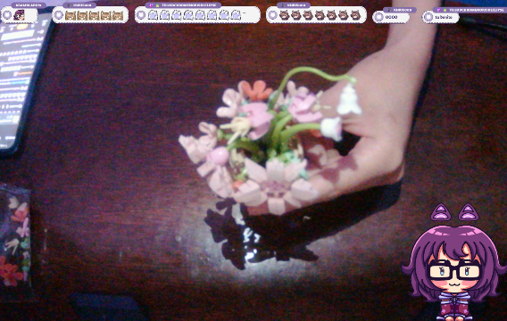 Resultado del handcam.

Esta vez logré terminarlo en un solo stream y aunque la webcam no le hace justicia, me gustó muchísimo el resultado.

Muchas gracias por haberme acompañado en este rato yexikitties, los quiero un montón 💜