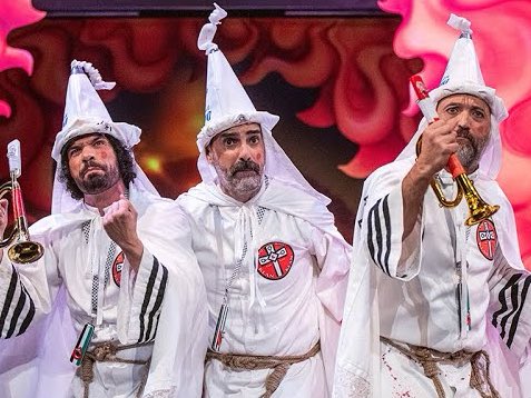 Cameo del gago con la chirigota del bizcocho
#COAC2026Final