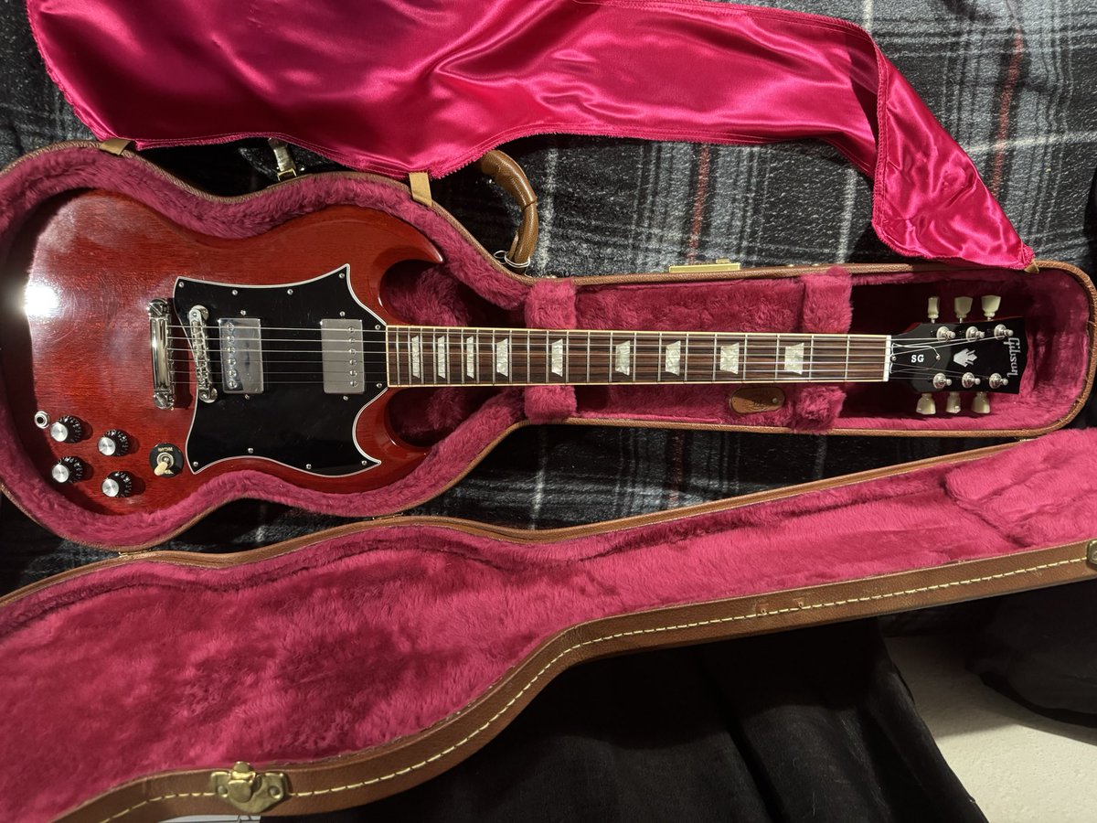 Heres my new axe! 🤘🏻🎸