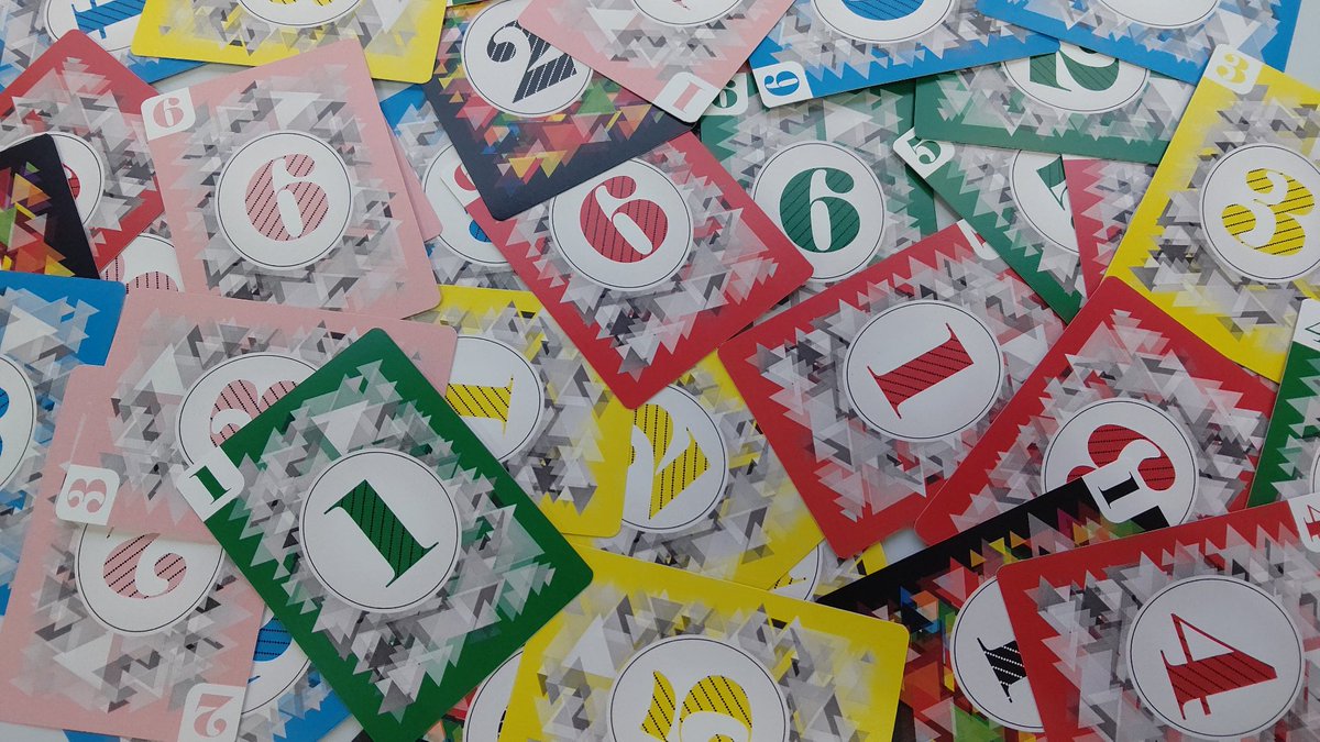 と言うわけで新作を作ってるときに新たに作った新作「Sechs Sechsen」
ただトリテをそんなに知らないのでルール被りがありそうな気もしてます。
1. マストフォローと2. 手札切り札時のみリードでのプレイ制限解除、に関して嘘をつけてダウト告発可能なトリテって、ご存知の方おられますか？