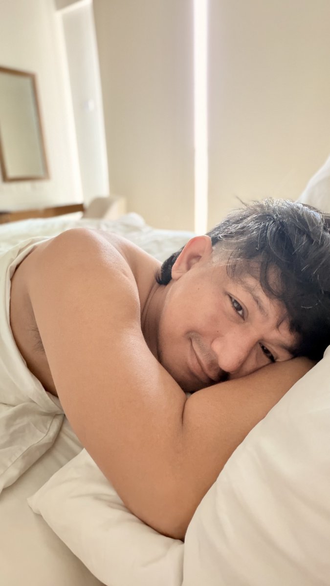 kokobeyb's tweet photo. woke up feeling good about myself. rare times, rare times. https://t.co/M4tmhdbFdz