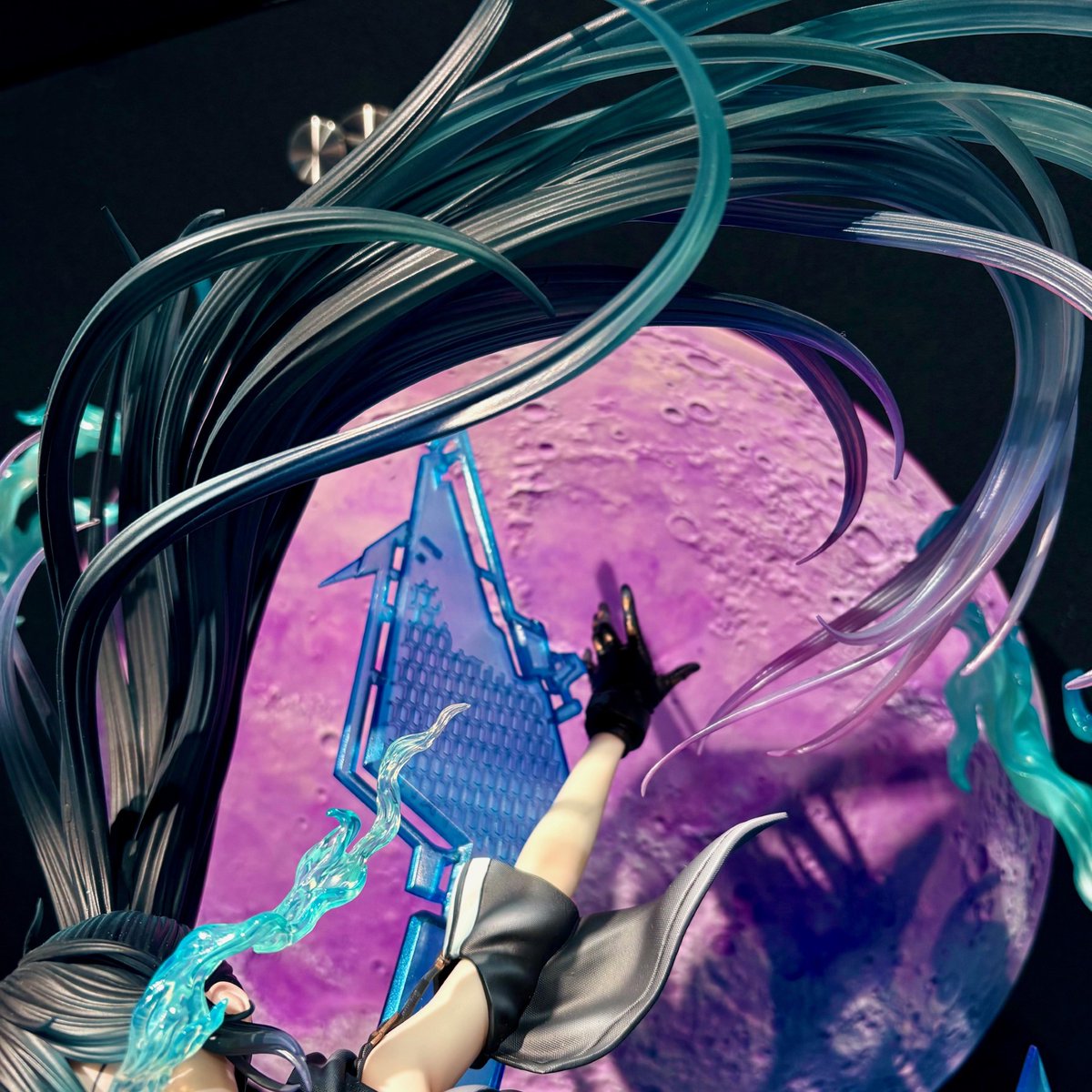 📢本日も営業スタート📢 20時までとなります🕰️ 🔥🔫大反響の最新作