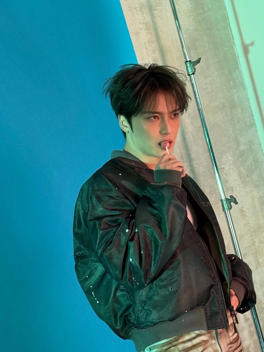jaemorize126's tweet photo. [jj_1986_jj IG]

오늘도 굿데이🫶
https://t.co/E1KXKt5vlT

#김재중 #JAEJOONG  #ジェジュン #金在中 https://t.co/yNCv43azgO