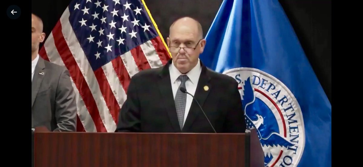 seminolegop's tweet photo. 🚨 HUGE: Tom Homan just announced that ICE found over 3,300 missing children in Minnesota.

The last administration lost these kids and wasn’t even looking for them.

This is a massive win. Share this because the media won’t! 🇺🇸🇺🇸🇺🇸 https://t.co/Emuf5CLZRa
