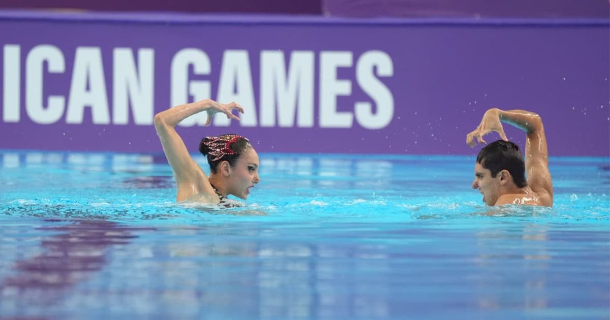 ¡Medalla de plata! 🥈🇲🇽

Con una hermosa rutina musicalizada con Pretty Woman, Diego Villalobos y Nayeli Mondragón se llevan el segundo lugar en la rutina técnica mixta de la Copa del Mundo de Natación Artística en Medellín, Colombia.