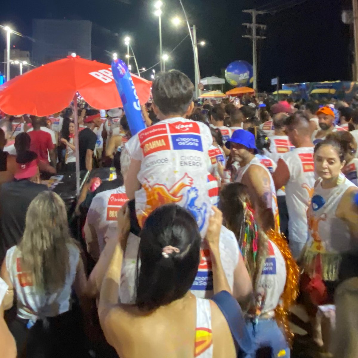 pedroc1_'s tweet photo. obrigado, carnaval de salvador! https://t.co/G3VByoYAeo