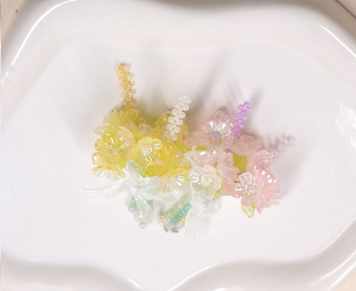 🌙수수봄
▪️리페인팅
▪️인형의상,인형소품
▪️오더항상받고있어요.
▪️오더문의는DM
▪️블로그톡톡문의
✨️instagram.com/_susubom_
✨️naver.me/Ftv82L0J
#비즈꽃다발키링