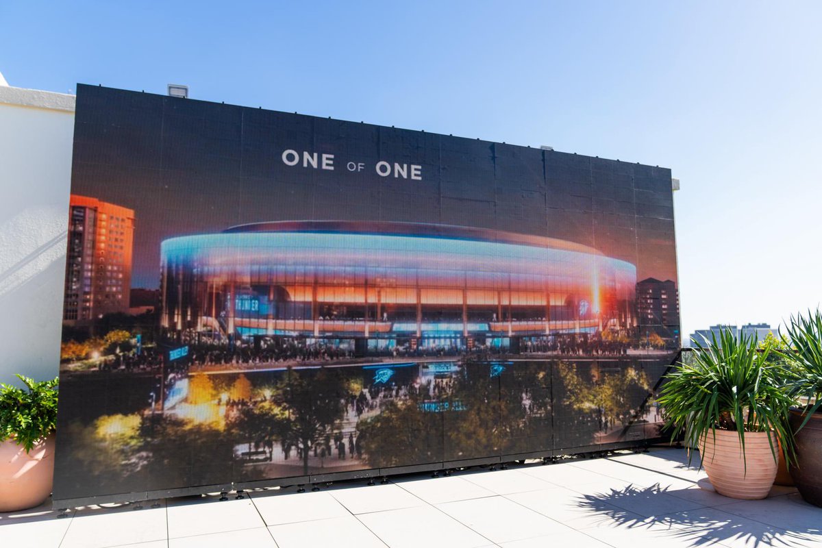 With the NBA All-Star Game in Los Angeles this weekend, it’s only natural that our champs have a pop-up.  Our Thunder have taken over a rooftop pool in Beverly Hills to show off Oklahoma City’s new arena, and of course I had to check-in!  #ThunderUp