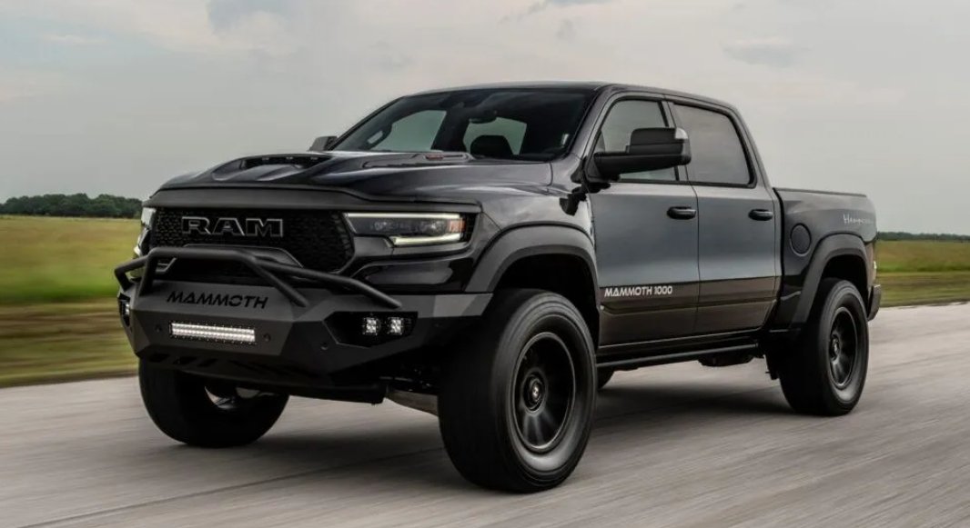 vharriesriff's tweet photo. @_DrivingEmpire @Roblox Since we had ram,ford(shelby) and chevy we need their high end trucks ,can we have these added? https://t.co/Dg8YHRXpnR