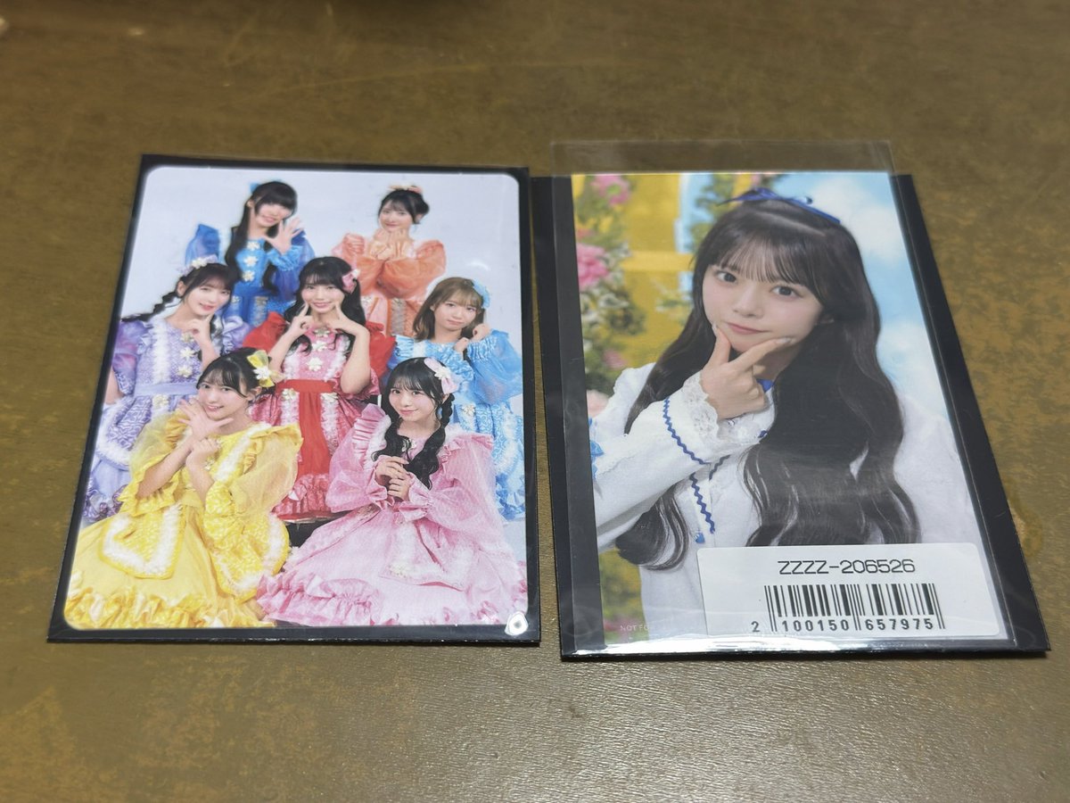 YouTube配信チャンネルで買ったすいすて版開けたら集合トレカで