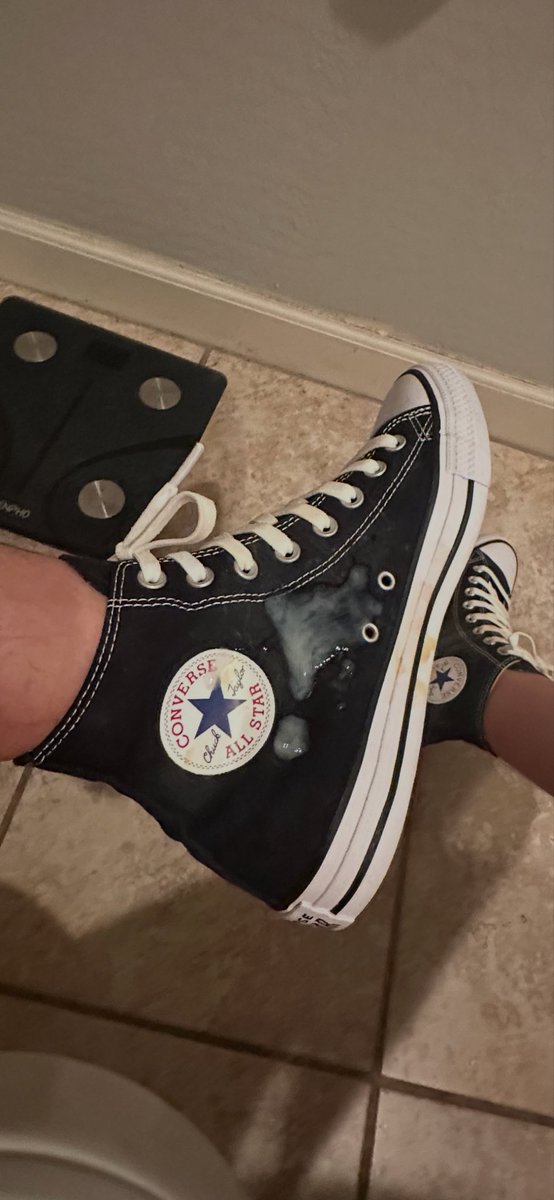 justthesneakers's tweet image. 