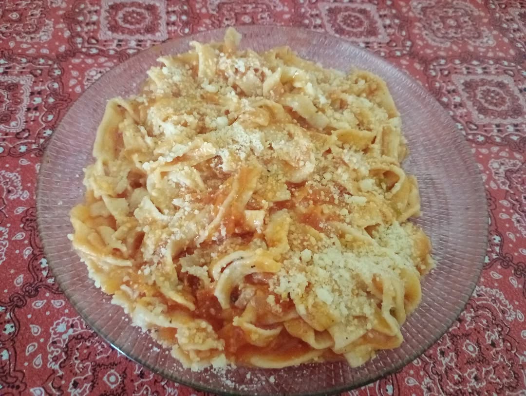 JIlkaydin's tweet photo. Tagliatelli caseros con salsa fileto.
#tagliatelle #pastascaseras #pastas #salsafileto https://t.co/aVpLDRhBBq