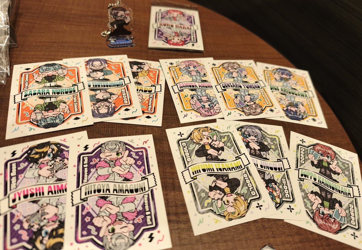 しろくろ tweet media