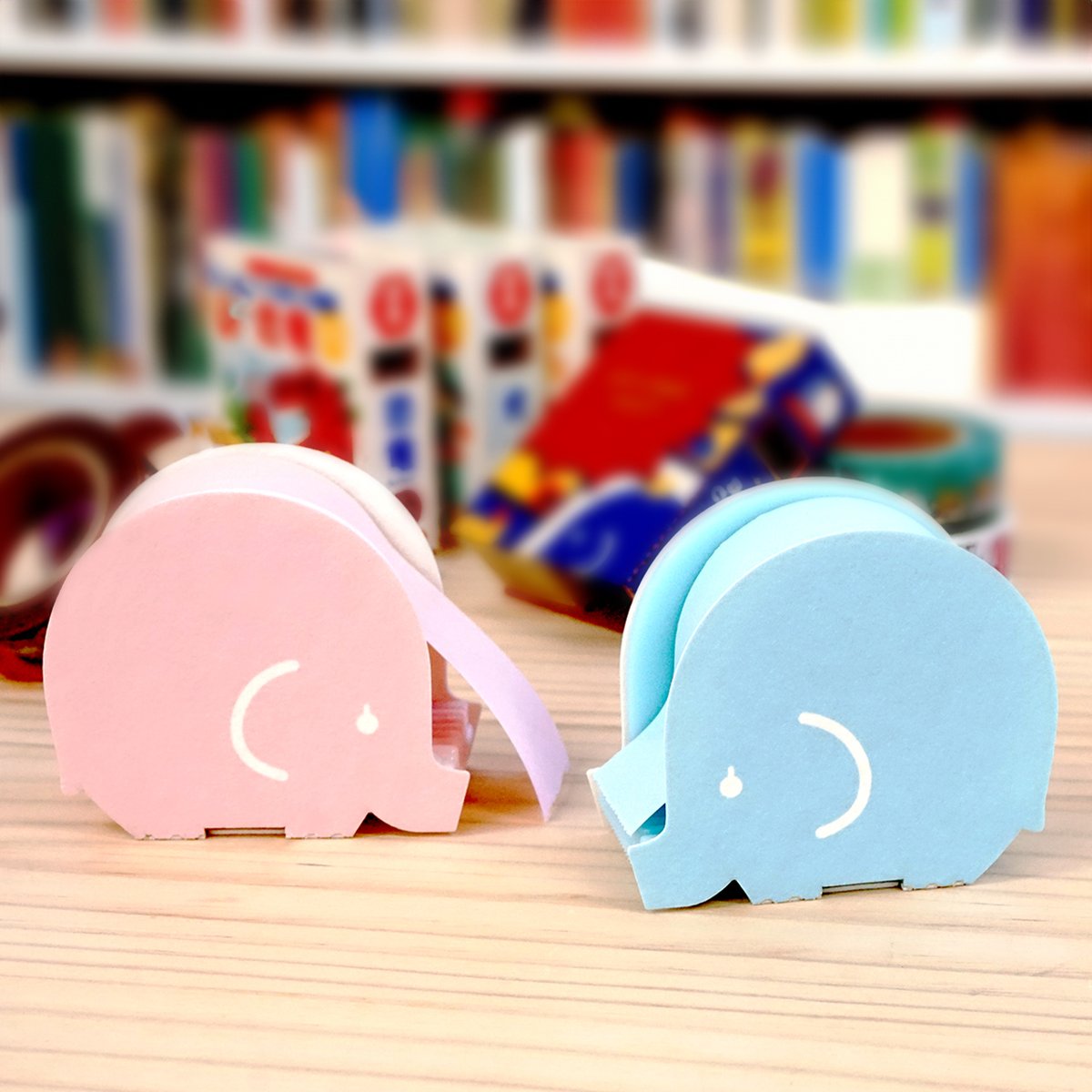 ぞうさんのロールふせんカッター プレ企画🎊

ちょっとかわいい付箋ができたので…

オリジナルマステとセットであげちゃいます🐘💨

手帳で使える便利マステなのでお楽しみに

📢応募方法はフォロー＆リポスト＆いいね

応募期間は２月１６日までとします🎁

人気がありそうなら販売もありかも.....