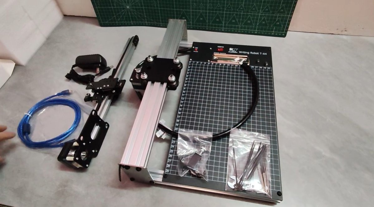 idrawpenplotter's tweet image. 🛠️ iDraw 2.0 A4 Latest Update Installation Guide
New or upgraded iDraw 2.0 A4?

📺 Watch before assembly to ensure stable and reliable operation: youtube.com/watch?v=K-MNSs…

#iDraw #UUNATEK #PenPlotter #HardwareUpdate #Tutorial