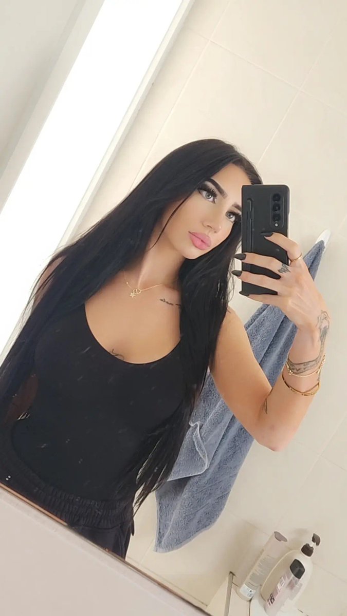 Strawbreemilk tweet media