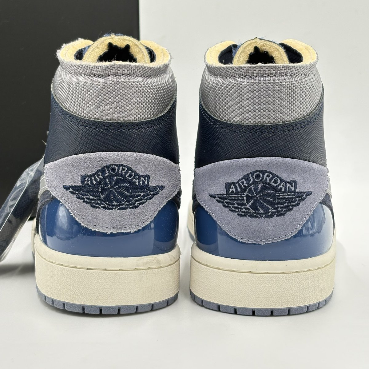 おはようございます☀
mooneyes shop HyM acc
sneaker shop エイチワイエム！

本日【2月14日】11am-19pmまでOpenしてます♪ご来店お待ちしています🙇

#エイチワイエム
#ムーンアイズ
#スニーカー
#岡山
#倉敷

ジョーダン1 入荷してますよ！箱付きの未使用となります。￥16,800円店頭にて！