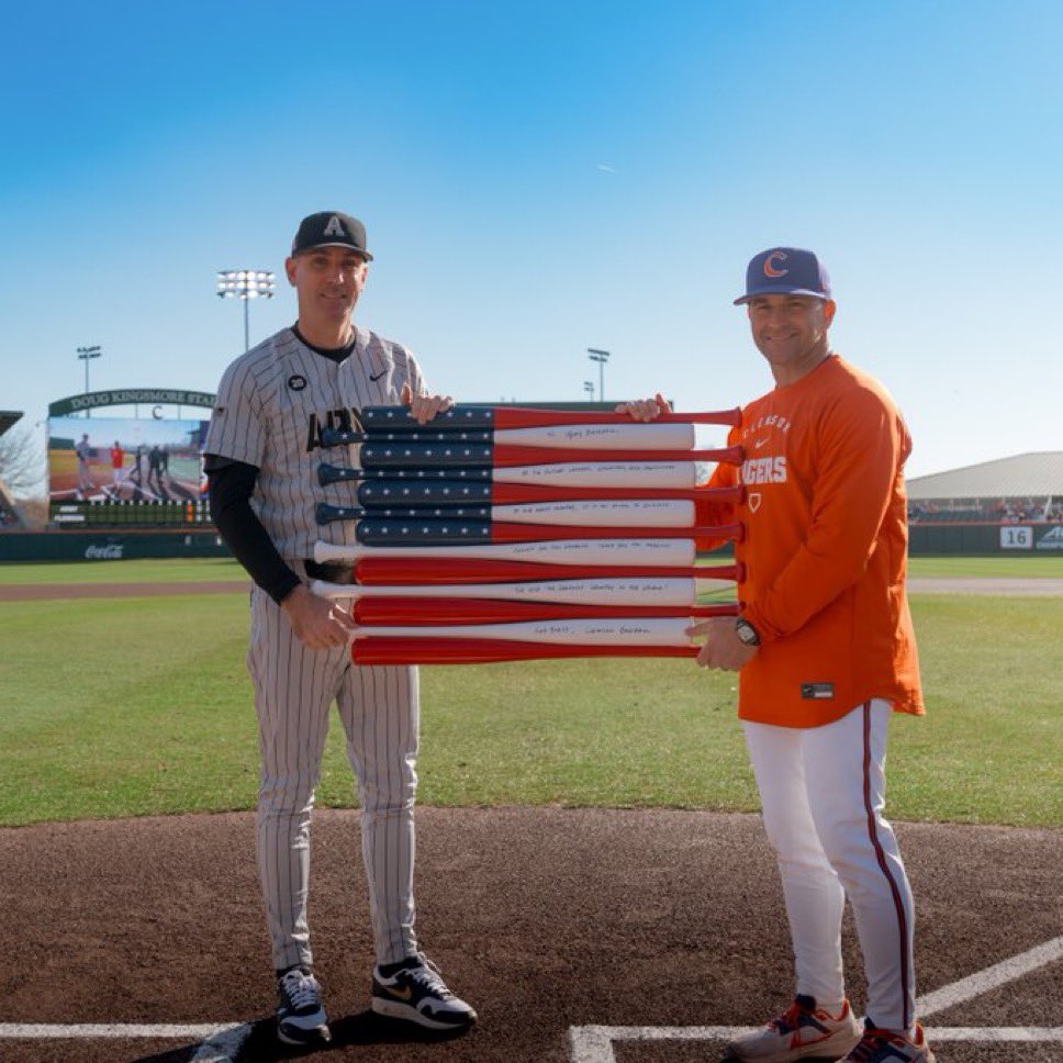 Hard Clemson Pics tweet media