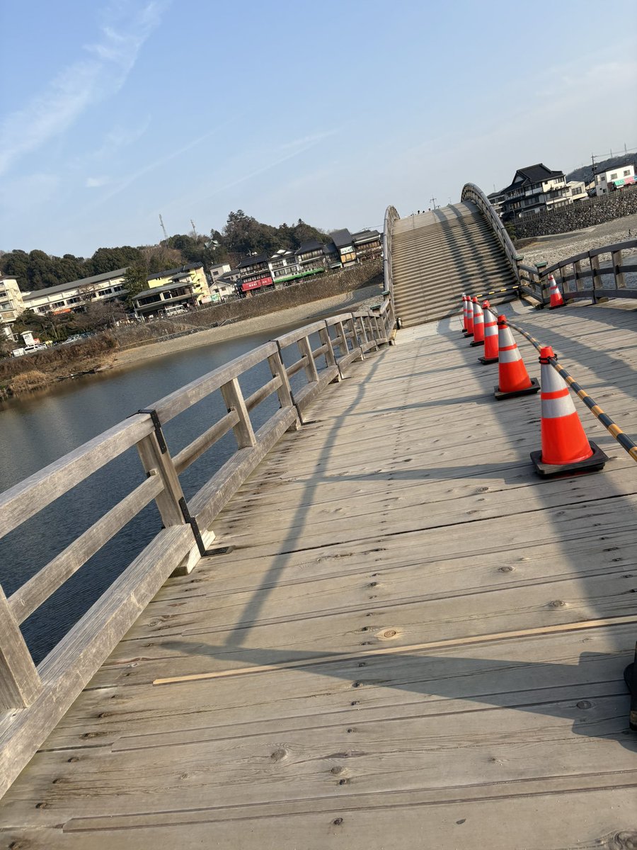 tomoyacaligula1's tweet image. おはやってぃ🐺🤟

昨日は痺れたねー！ポーカー難しいw
今日も夜挑戦するけどそれまで岩国観光しよ！