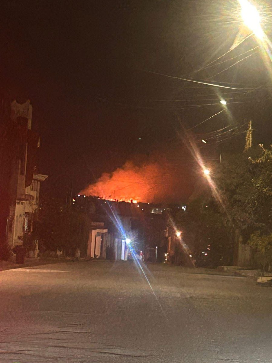 📞Se reporta fuerte #incendio detrás de NUBIA residencial, en San Bernardino Tlaxcalancingo. 

Se espera la llegada de bomberos y asistencia de <a href="/PCGobPue/">PC Estatal Puebla</a>. 

Ya fue reportado el siniestro al <a href="/911Puebla/">911 Emergencias Pue</a>.