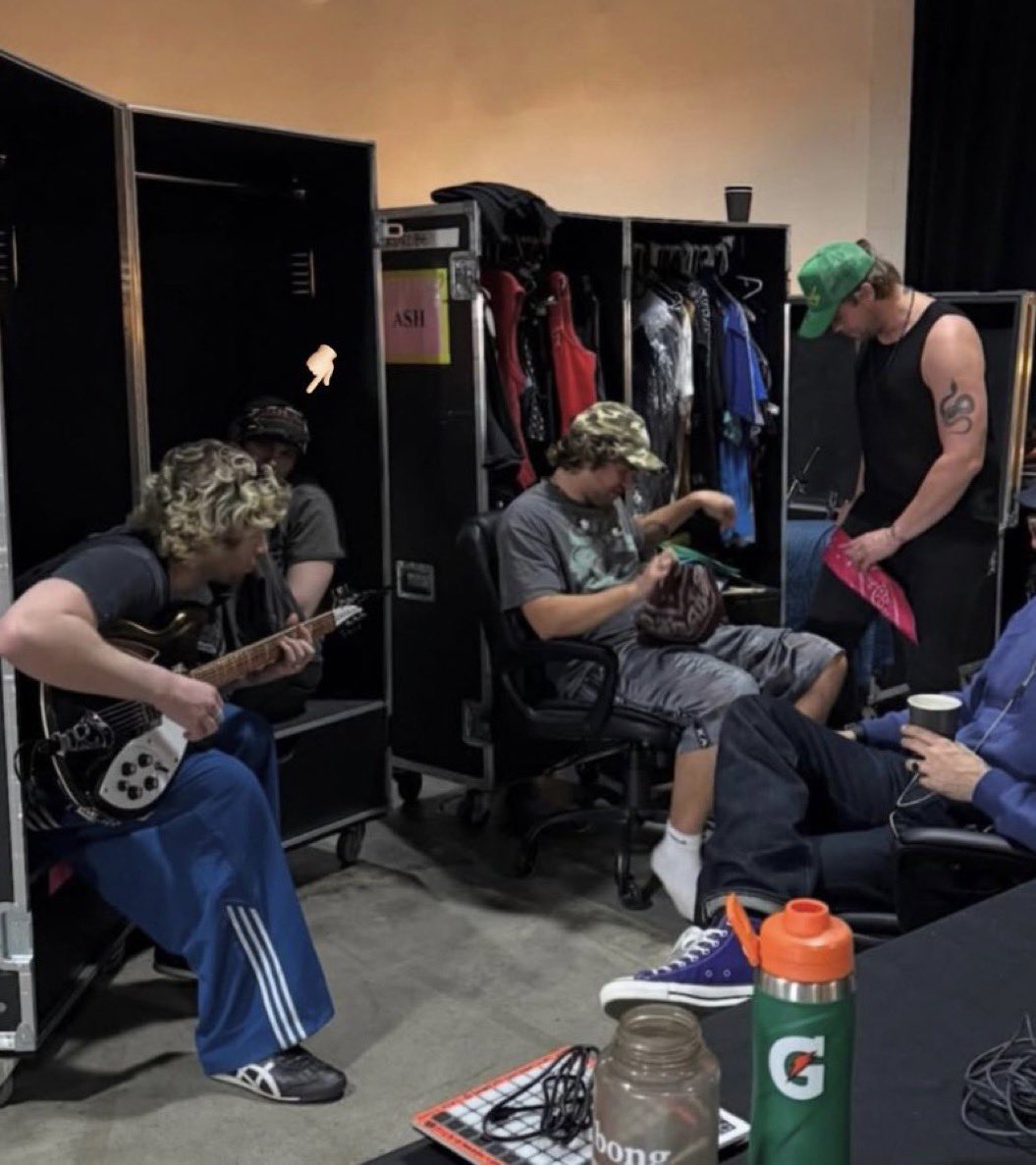 omg my baby😭😭😭🤏🏻🤏🏻🤏🏻🤏🏻