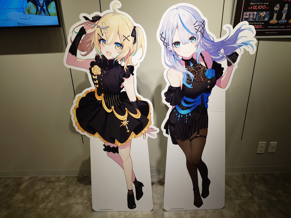 ダーツハイブPOP UP SHOP行ってきたよ!特大タペストリーめっちゃ大きく