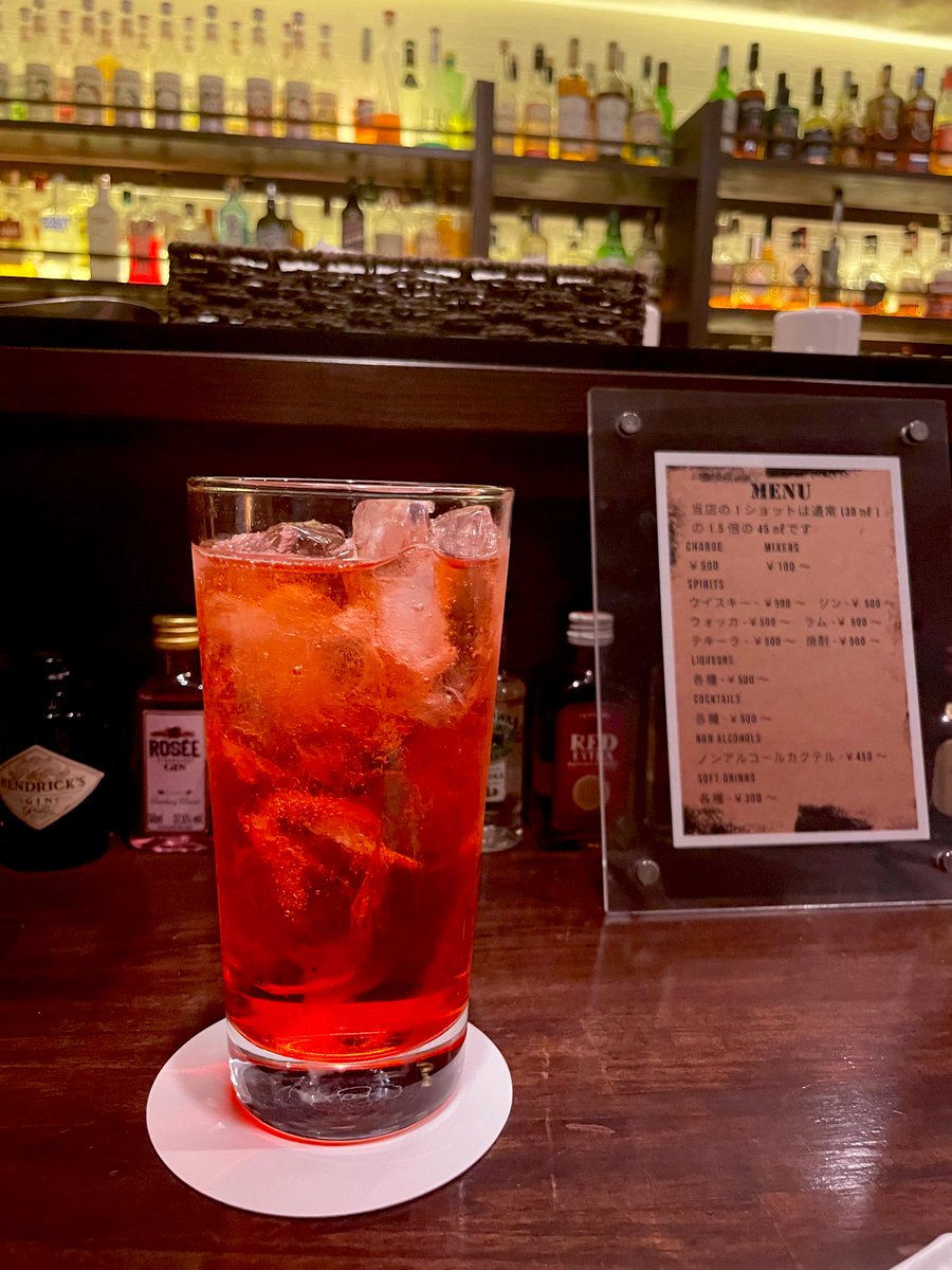 dark19751000's tweet photo. 昨日のBAR88さん🍹
アマレットトニック
グレナデンソーダ
モヒートミント
ティラミス
頂きました✨
お酒が飲めないので、美味しいノンアルカクテルがお手軽に飲めるこちらはほんといいお店です♪
マスターとの話も楽しかった✨
いつもごちそうさま🙏
#BAR88 https://t.co/lBRs8EMBtn