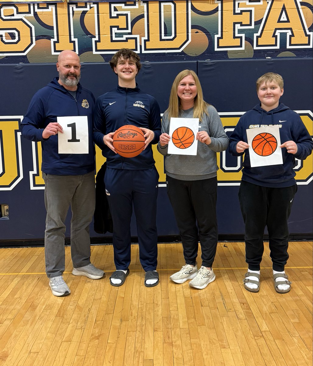 OF Athletic Boosters tweet media