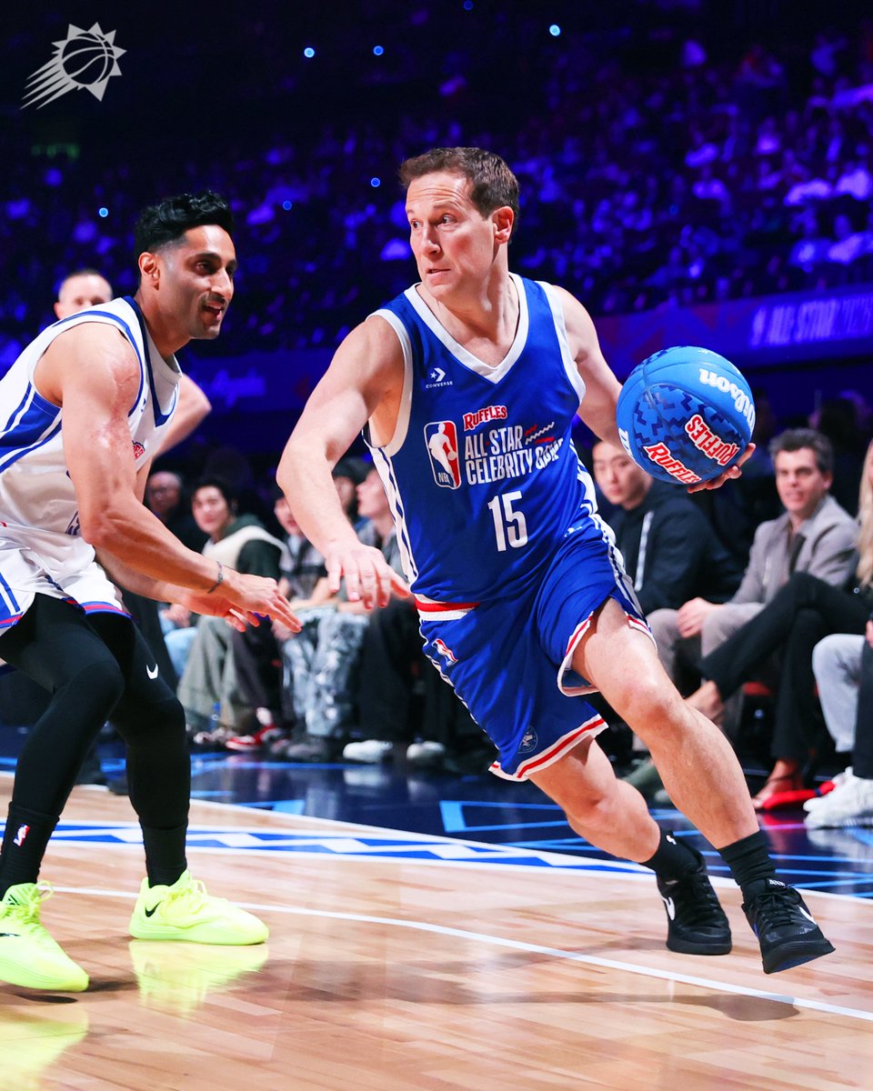 How is this a real picture bruh 😭😭😭