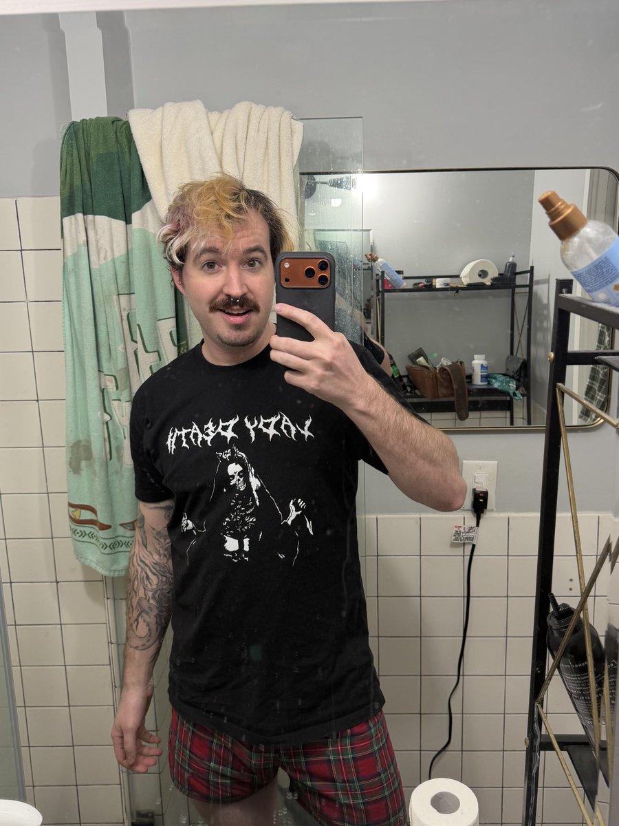 lady death deffo wears mens boxers