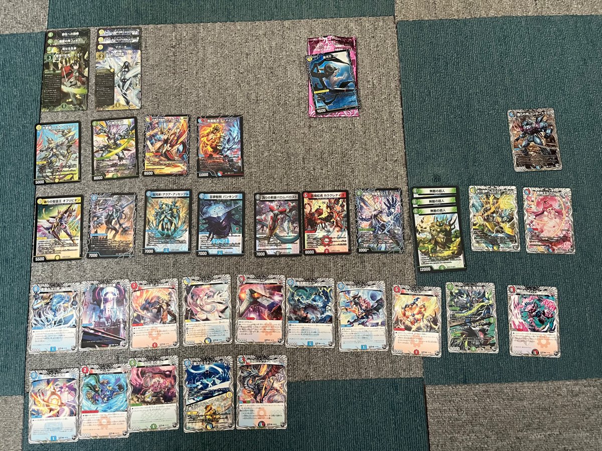 Abyss_1022's tweet photo. 2箱目
結構1箱目と被ってる https://t.co/JTzB1LIMjh