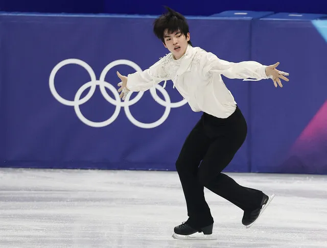 2026 밀라노 올림픽 피겨 개인전
남자 싱글 프리 #차준환 최종 4위
동메달과의 점수 차이는 단 0.98점.

수행 대비 점수를 제대로 못 받았다는 말이 계속 나오면서
팬들 사이에서는 아쉬움과 분노가 뒤섞인 분위기.

그래도…
끝까지 버텨낸 연기였다.
누가 뭐래도 당신은 우리의 메달리스트.