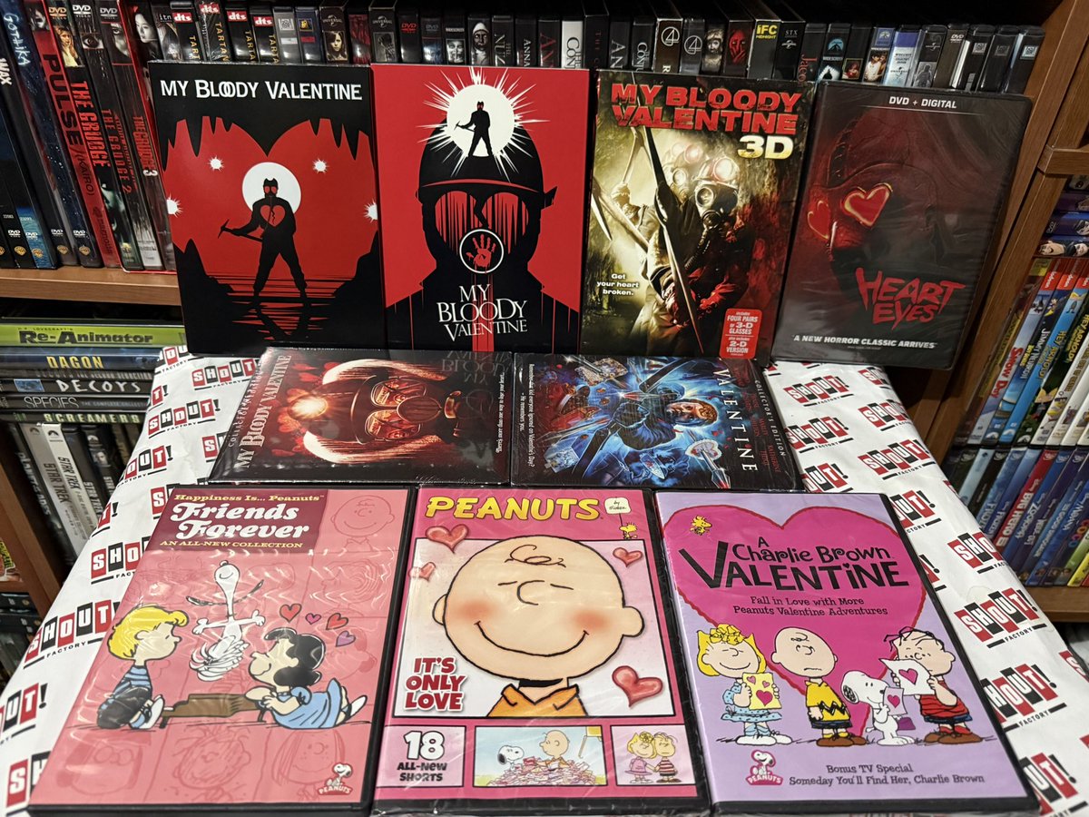 CinemaPuke1's tweet image. CinemaPuke got this Friday the 13th/ Valentine’s Day thing covered with some V-day slashers for daddy and cartoons for the baby aka my mini clone. 
🔪🖤😍😎🎥🤮
#MyBloodyValentine #SlasherFilms #CharlieBrown #CinemaPuke #DaddyDaughterTime #ValentinesDay