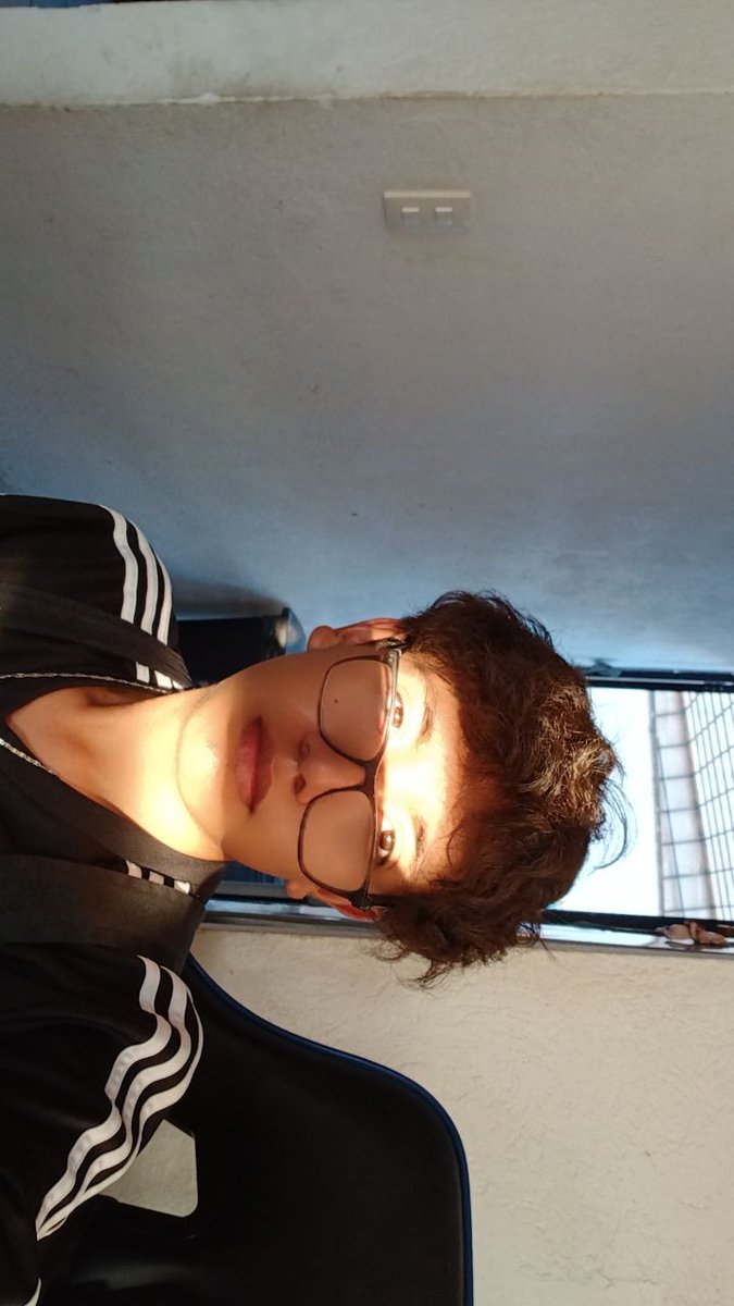 Jona190664's tweet photo. #sol #foto #ramdom jajaja esoooo que jajajaj yo lo di todo ๐คจ๐ https://t.co/txiTqylqAL