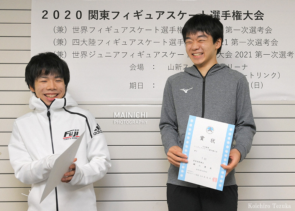 この2人、シニアデビュー戦が2020年で取材行っていたのですが、仲良く一緒に表彰台に上っていました。あれから5年ちょっとで、2人そろってオリンピックの表彰台。こんな嬉しい事はないでしょうね。おめでとうございます。
#鍵山優真 #佐藤駿 #ミラノコルティナ五輪 
mainichi.jp/graphs/2020100…