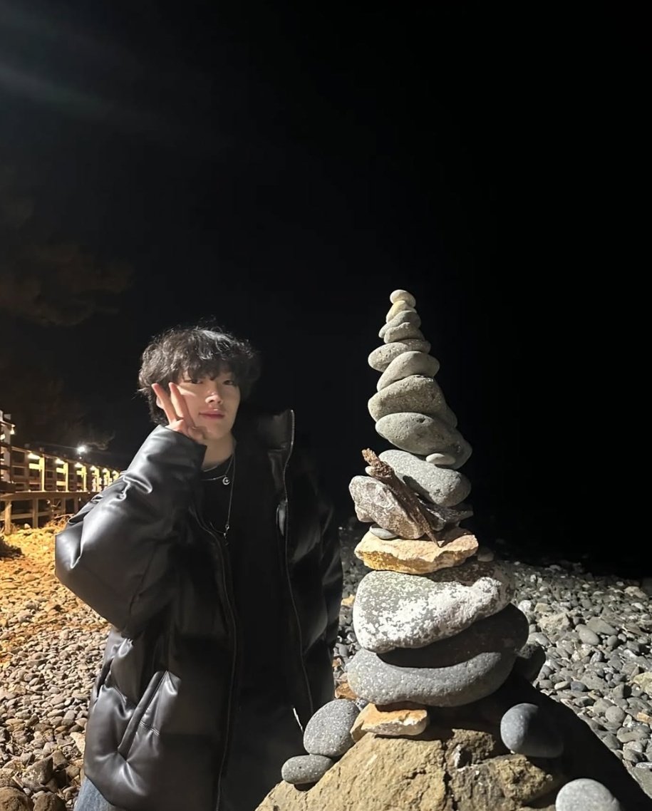 dailyhyeonseung's tweet photo. 241226 🤍🌊  #YOOHYEONSEUNG  #HYEONSEUNG
ig: im_cuteiknow

#PRODUCE101JAPAN新世界
#日プ新世界 #101SHINSEKAI https://t.co/MBFeTceNuT