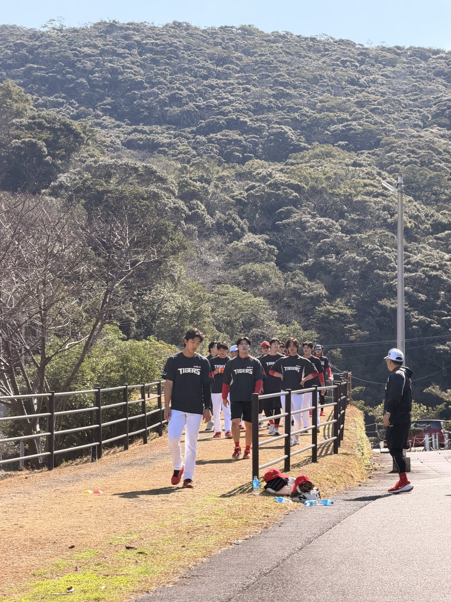 아 더워.........,....